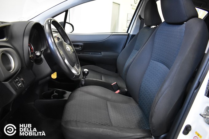 TOYOTA Yaris 1.4 D-4D 5 porte Active